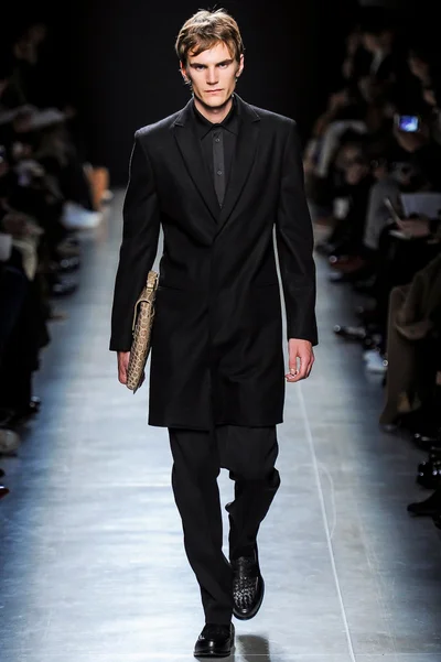 Look 4